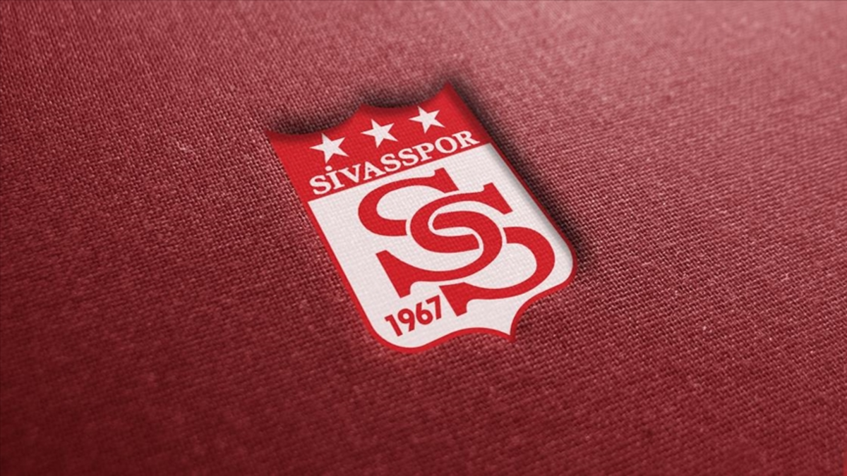 Net Global Sivasspor'dan maç sonu tepki: Bu tiyatronun figuranları olamayız Net Global Sivasspor'dan maç sonu tepki: Bu tiyatronun figuranları olamayız