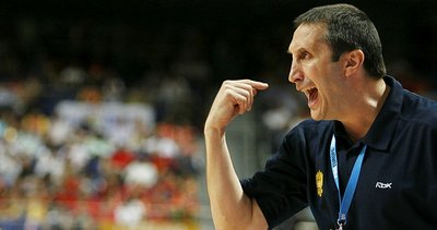 Ünlü başantrenör MS hastalığına yakalandı