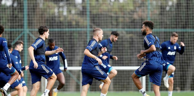 Fenerbahce Ye Sakat Isimlerden Mujdeli Haber Son Dakika Fenerbahce Haberleri Fotomac