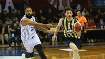 F.Bahçe namağlup liderliğini sürdürdü!