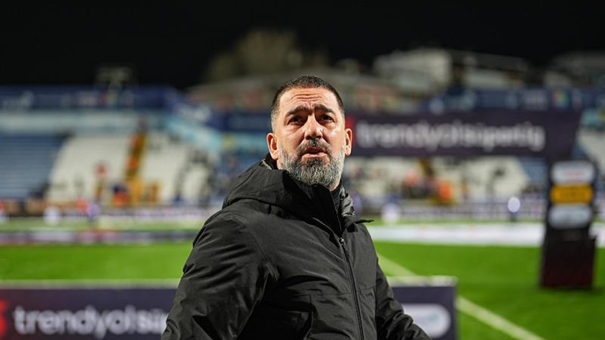 Arda Turan'dan derbi sorusuna dikkat çeken yanıt! Arda Turan'dan derbi sorusuna dikkat çeken yanıt!