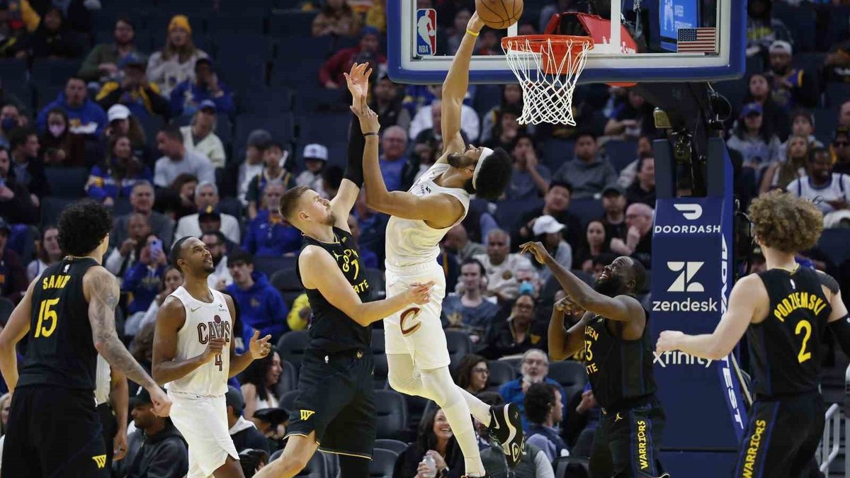 NBA’de son çeyrek final eşleşmesi Detroit- Cleveland oldu!