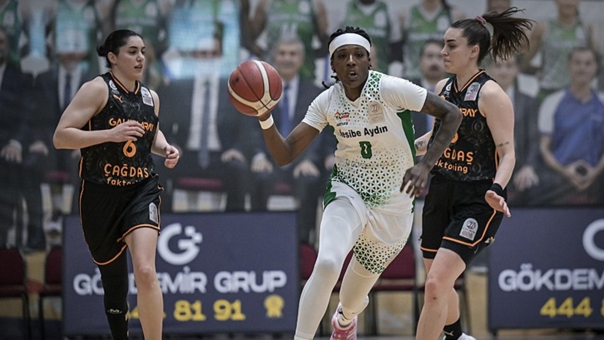 Galatasaray Çağdaş Faktoring yarı finalde!