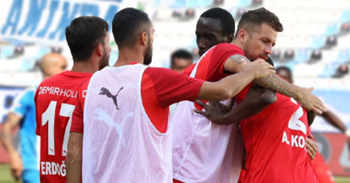 Bb Erzurumspor 1 2 Sivasspor Ozet Son Dakika Super Lig Haberleri Fotomac