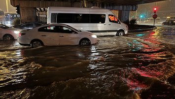 ANTALYA'DA SEL FELAKETİ | Antalya okullar tatil mi? Yağış devam edecek mi? 13 Şubat hava durumu