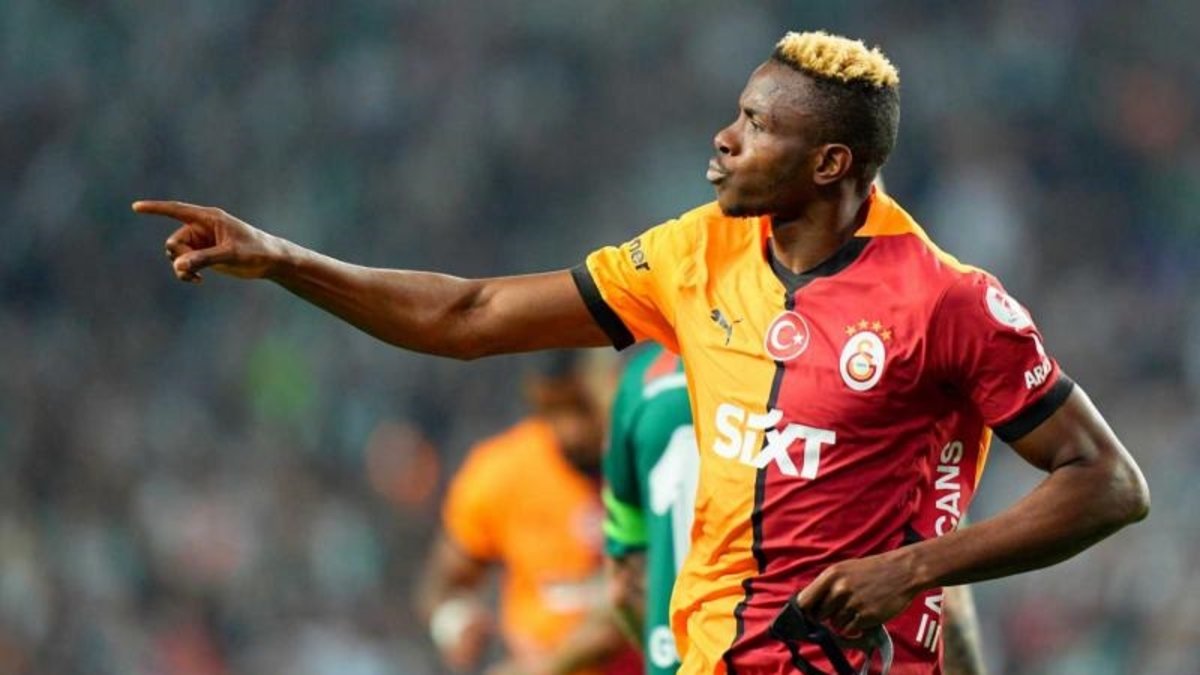 TRANSFER HABERİ - Galatasaray Osimhen'e kavuşuyor! İşte takıma katılacağı tarih TRANSFER HABERİ - Galatasaray Osimhen'e kavuşuyor! İşte takıma katılacağı tarih