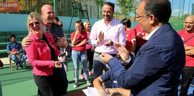 Uşak Belediyesi Tenis Turnuvası başladı