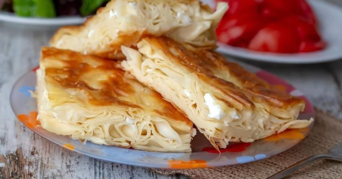 YALANCI SU BÖREĞİ TARİFİ - Hazır yufkadan su böreği nasıl yapılır? | Yalancı su böreği malzemeleri, yapılışı ve püf noktaları - Son dakika Yemek Tarifleri haberleri - Fotomaç