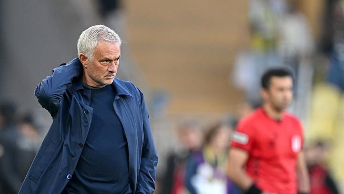 FENERBAHÇE HABERLERİ: Jose Mourinho için karar verildi! İşte o tarih...