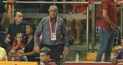 Galatasaray - Konyaspor maçında şok gerginlik! Abdurrahim Albayrak ve taraftarlar...