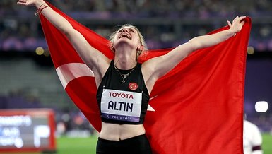 Temsilcimiz Fatma Damla Altın'dan uzun atlamada bronz madalya!