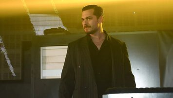 Çağatay Ulusoy Eşref Rüya'dan ayrılıyor mu?