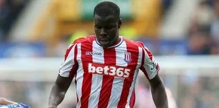 Kurt Zouma kafa karıştırdı