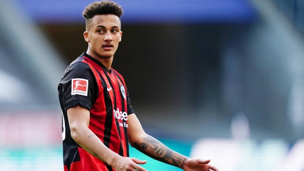 Galatasaray'ın peşinden koştuğu Tuta Frankfurt'ta kalma kararı aldı! Galatasaray'ın peşinden koştuğu Tuta Frankfurt'ta kalma kararı aldı!