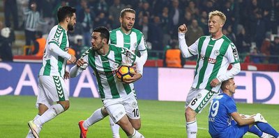 Konyaspor: "Kitabını al, maça gel"