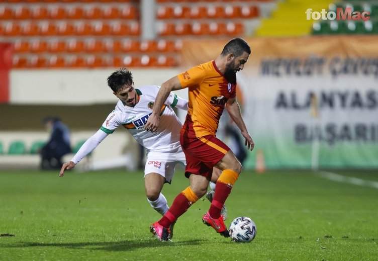 Galatasaray'da Arda Turan'dan flaş hamleler! Mostafa Mohamed ve prim kararı