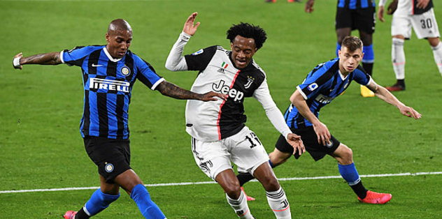 Ashley Young’dan koronavirüs tespitleri