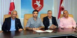 Özköylü’den 2.5 yıllık imza