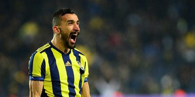 Topal, Fener’i yarışta tuttu