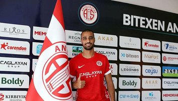 Antalyaspor yeni transferini açıkladı!