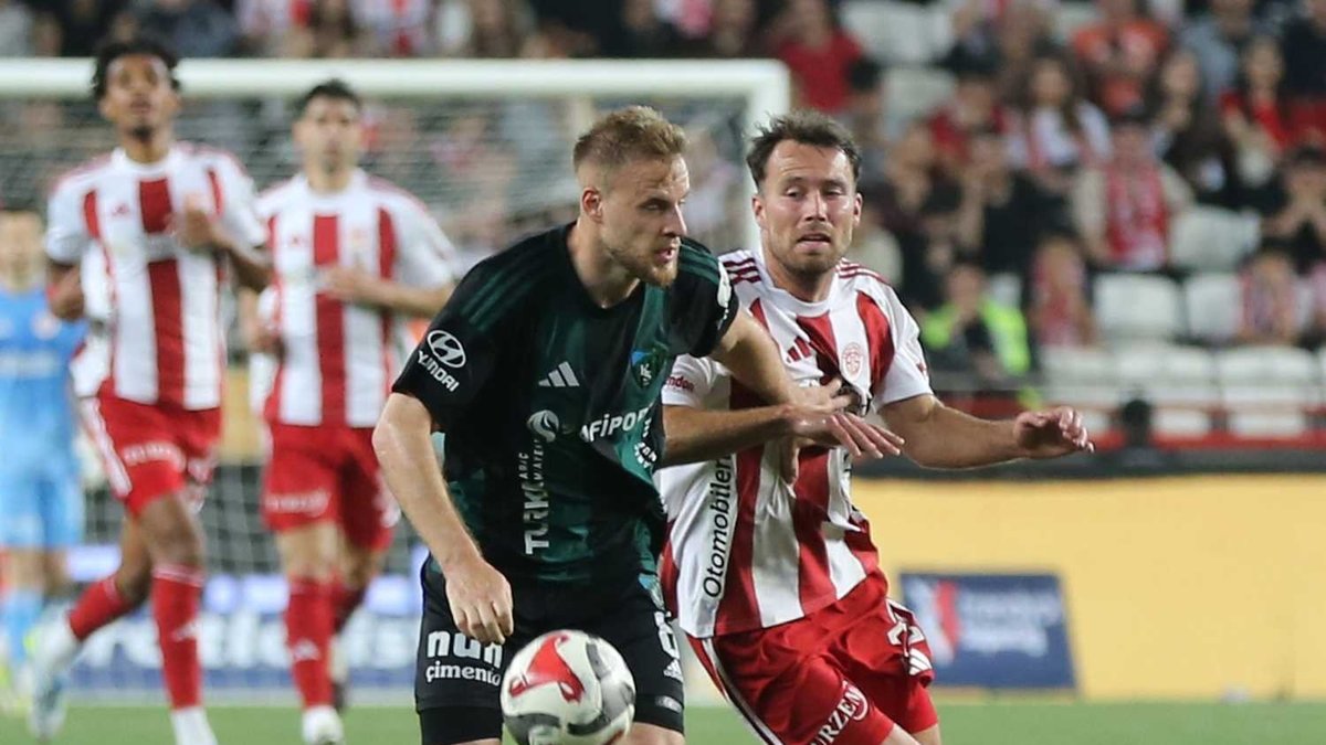 Kocaelispor'dan Smolcic'in transferi için flaş açıklama!