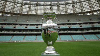 Euro 2020 şampiyonluk kupası Azerbaycan'ın başkenti Bakü’de sergilendi!