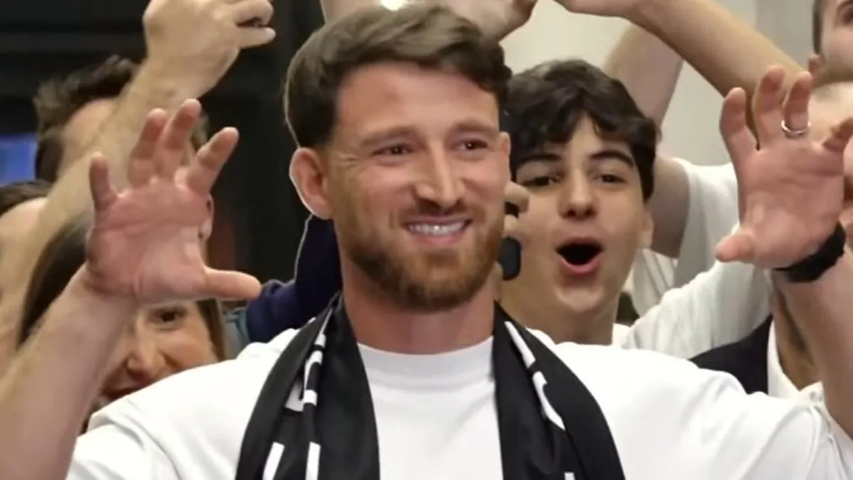 Beşiktaş'ın yeni transferi Salih Özcan İstanbul'da!