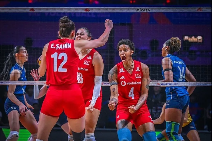 turkiye-fransa-voleybol-maci-ne-zaman-saat-kacta-hangi-kanalda-3-hazirlik-maci-1786188198108.jpeg Türkiye-Fransa voleybol maçı detayları!