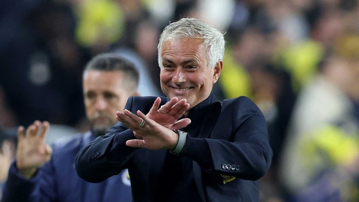 FENERBAHÇE TRANSFER HABERLERİ: Mourinho'dan yaz transfer bombaları! FENERBAHÇE TRANSFER HABERLERİ: Mourinho'dan yaz transfer bombaları!