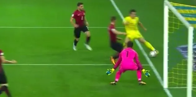 İspanyol hakemden skandal kararlar! - 2