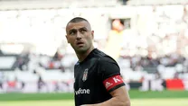 Burak Yılmaz’dan corona virüsü uyarısı!