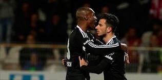 5 futbolcu ceza sınırında