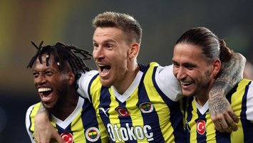 Serdar futbolu bırakıyor