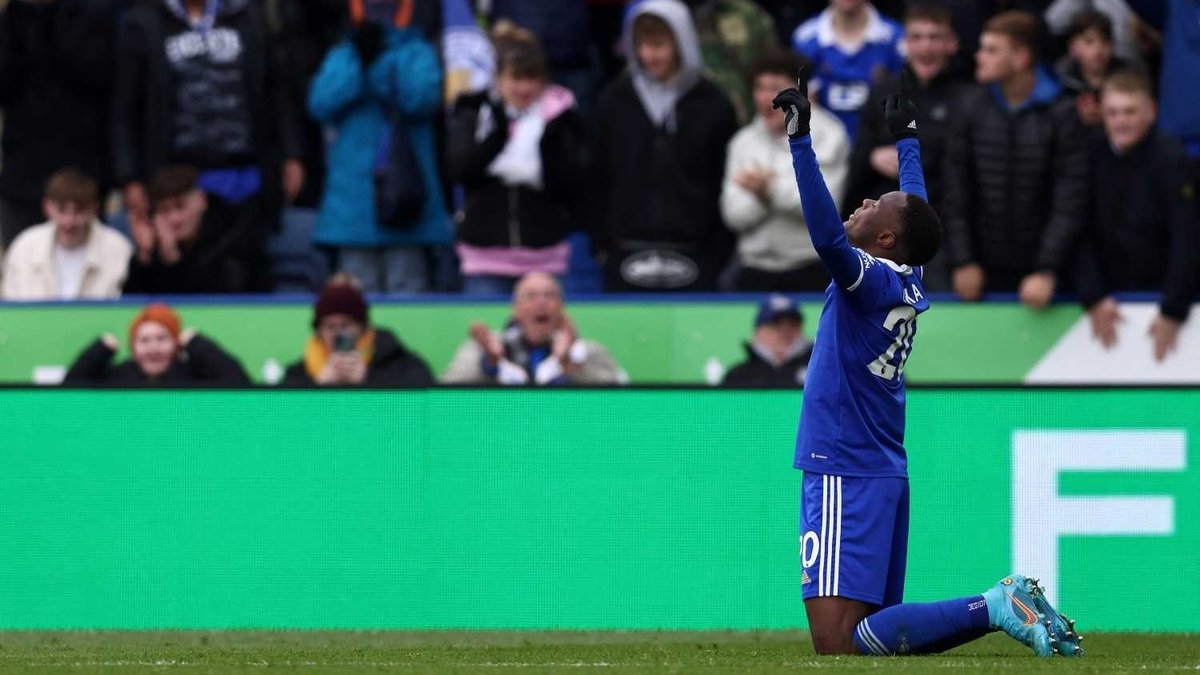 Galatasaray'ın yeni forveti Championship ekibinden!