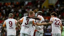 İlk kez oynadı