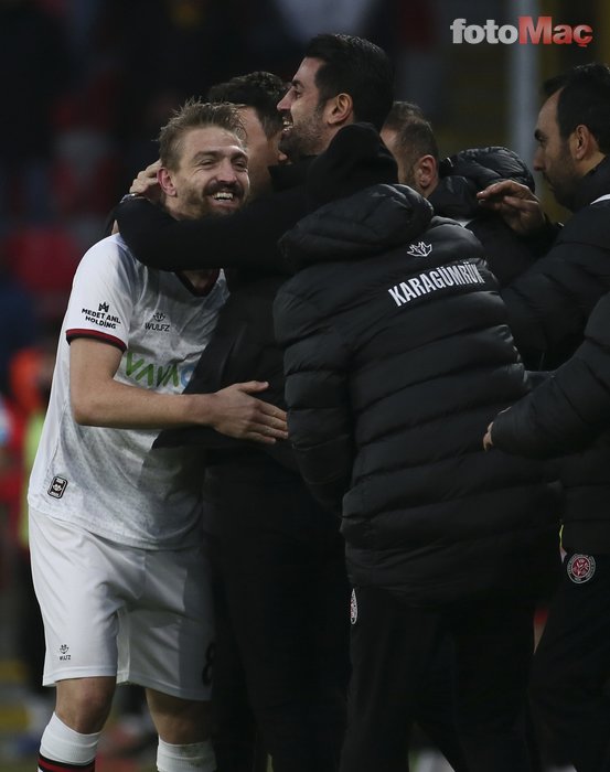 Galatasaray yönetimi önermişti! Caner Erkin'e Okan Buruk vetosu