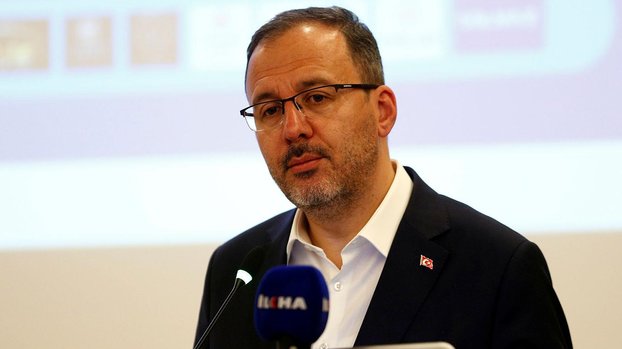 Bakan Kasapoğlu VakıfBank'ı tebrik etti