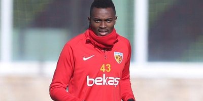 Kayserispor Mensah’ı transfer etti!