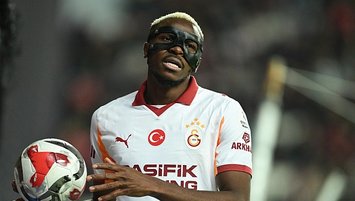 Osimhen iş başında