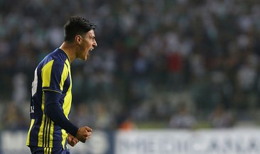 Eljif Elmas Napoli'ye imza atıyor