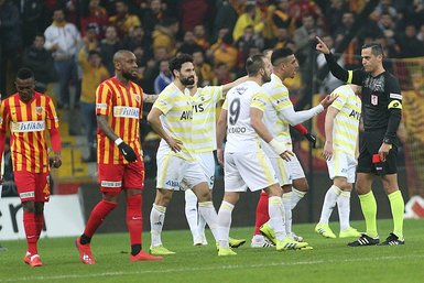 Kayserispor - Fenerbahçe maçından kareler!