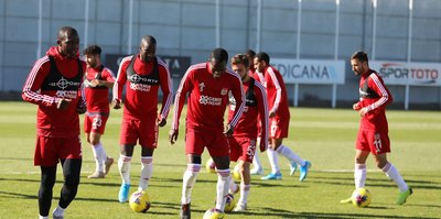 Sivasspor'da Konyaspor mesaisi sürüyor