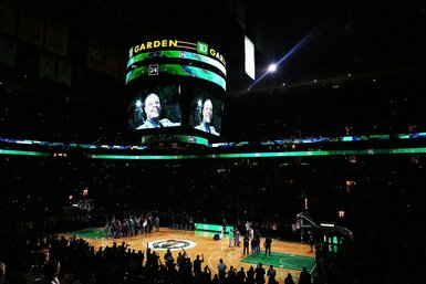 Boston Celtics, Paul Pierce’in formasını emekli etti