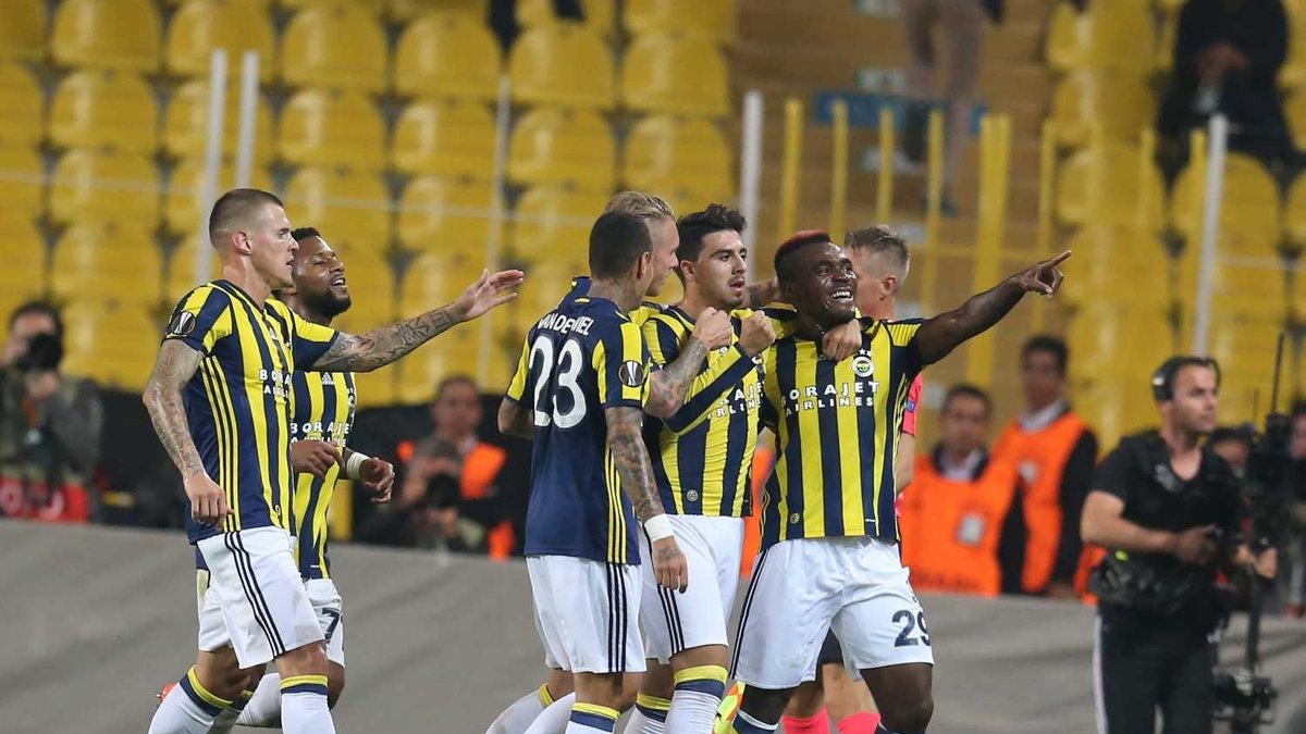 Geri geliyor