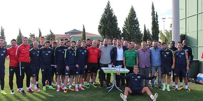 Akhisarspor'da baklava sürprizi