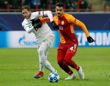 Manchester United Galatasaray’dan Ozan Kabak’ın peşinde!