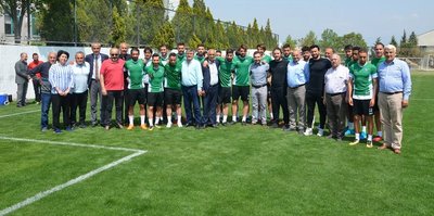 Denizlispor lidere karşı