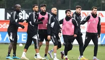 Kartal kampa giriyor