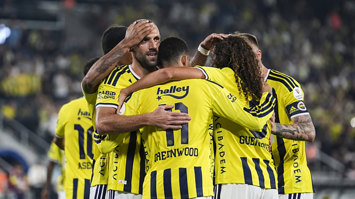 Fenerbahçe'nin Lyon maçı kamp kadrosu açıklandı!