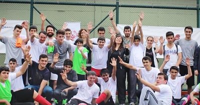 Özel futbolcular üçüncü oldu